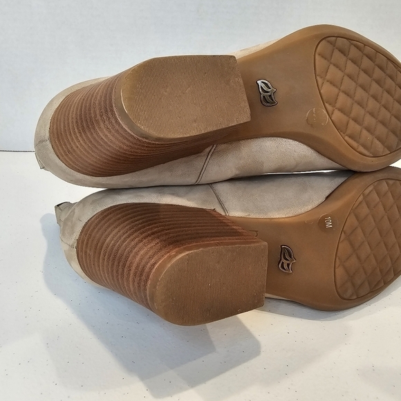 Nurture Boots Women's Size 10 Tan Leather Zip Up Ankle Boot Western Chunk Heel - Picture 2 of 15